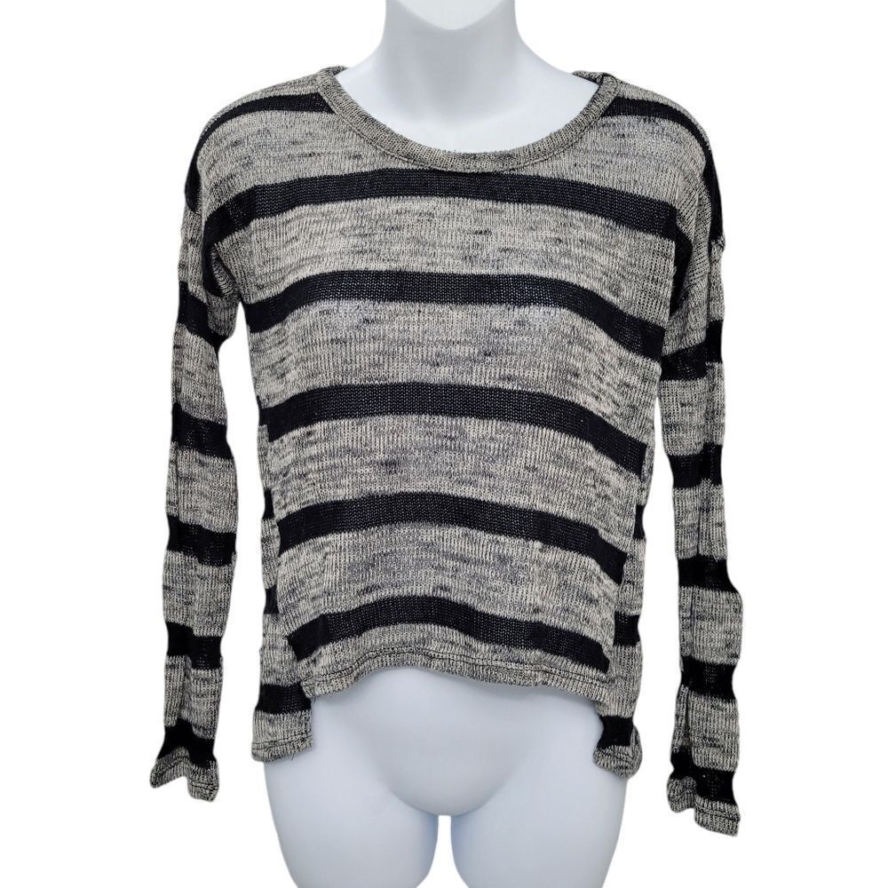 2/$20 Atmosphere Black & Grey Blouse TopSize: Small